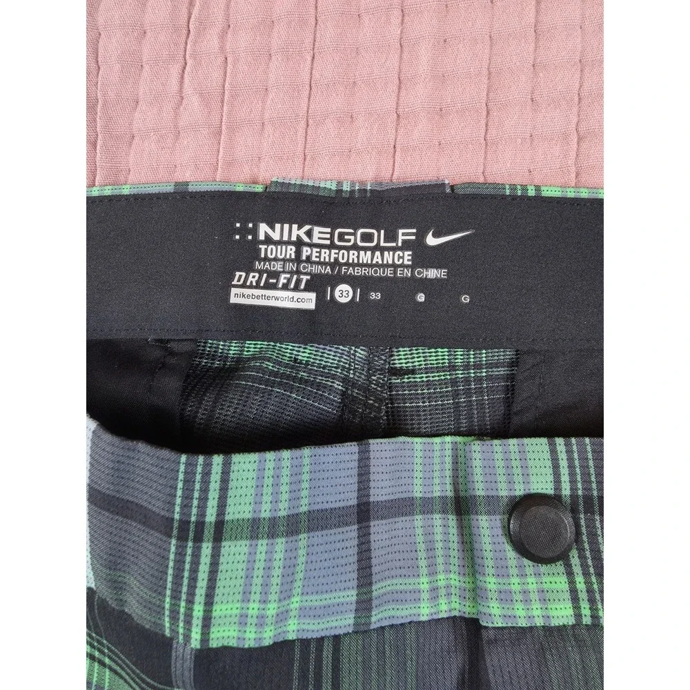 Nike Golf Shorts Mens Size 33 Green Black Plaid Tour Performance 509182-338